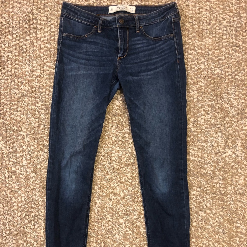 Hollister dark blue jeans